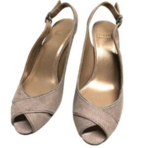 Stuart Weitzman Beige Sling Back Sandals 7M